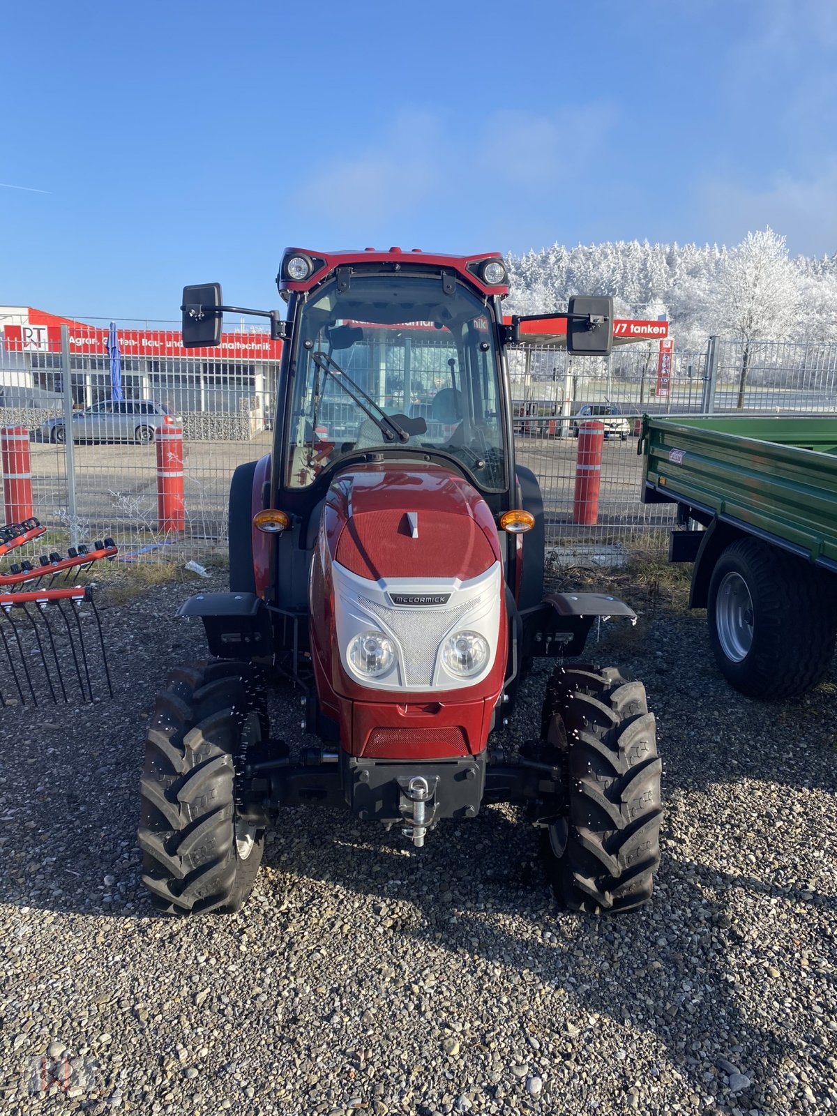 Weinbautraktor от тип McCormick X3.080F, Neumaschine в Meßkirch (Снимка 3)