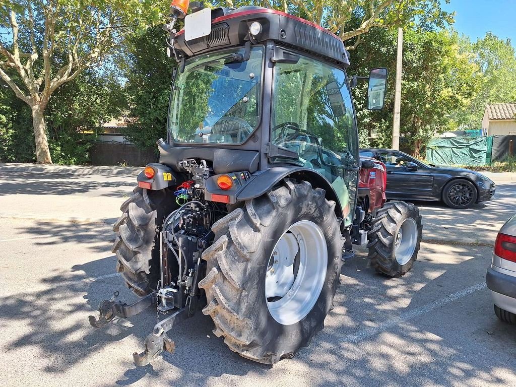 Weinbautraktor tip McCormick X4.70F, Gebrauchtmaschine in NOVES (Poză 5)