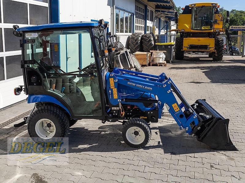 Weinbautraktor du type New Holland Boomer 25/HST, Neumaschine en Feilitzsch (Photo 4)