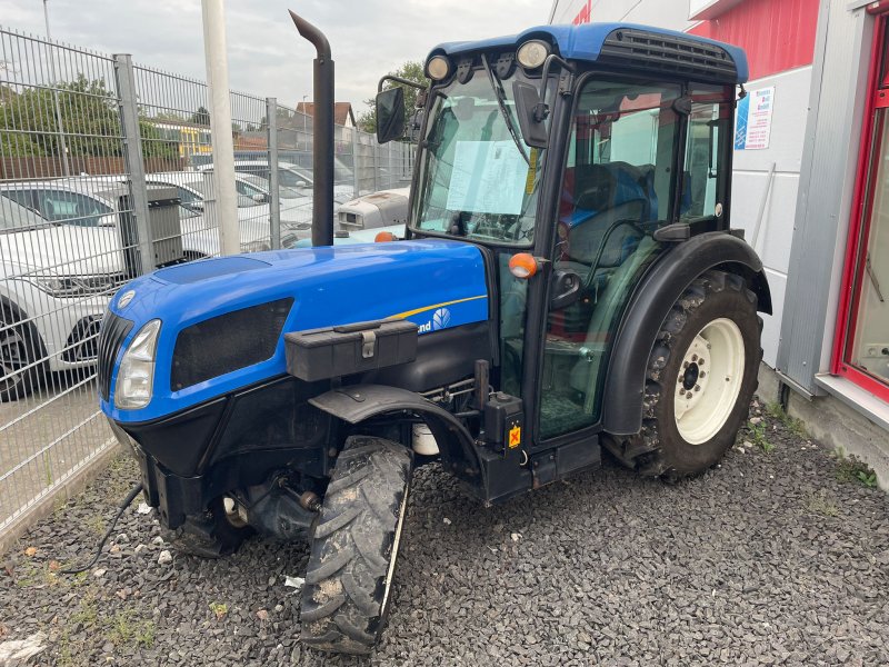 Weinbautraktor typu New Holland T 4030 V, Gebrauchtmaschine w Dannstadt-Schauernheim