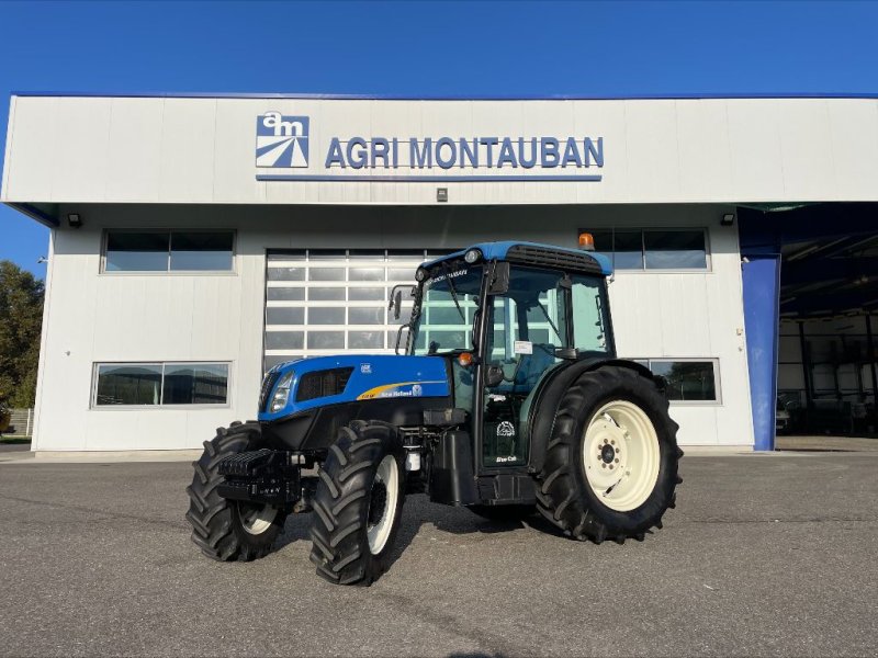 Weinbautraktor du type New Holland T 4040 F, Gebrauchtmaschine en Montauban