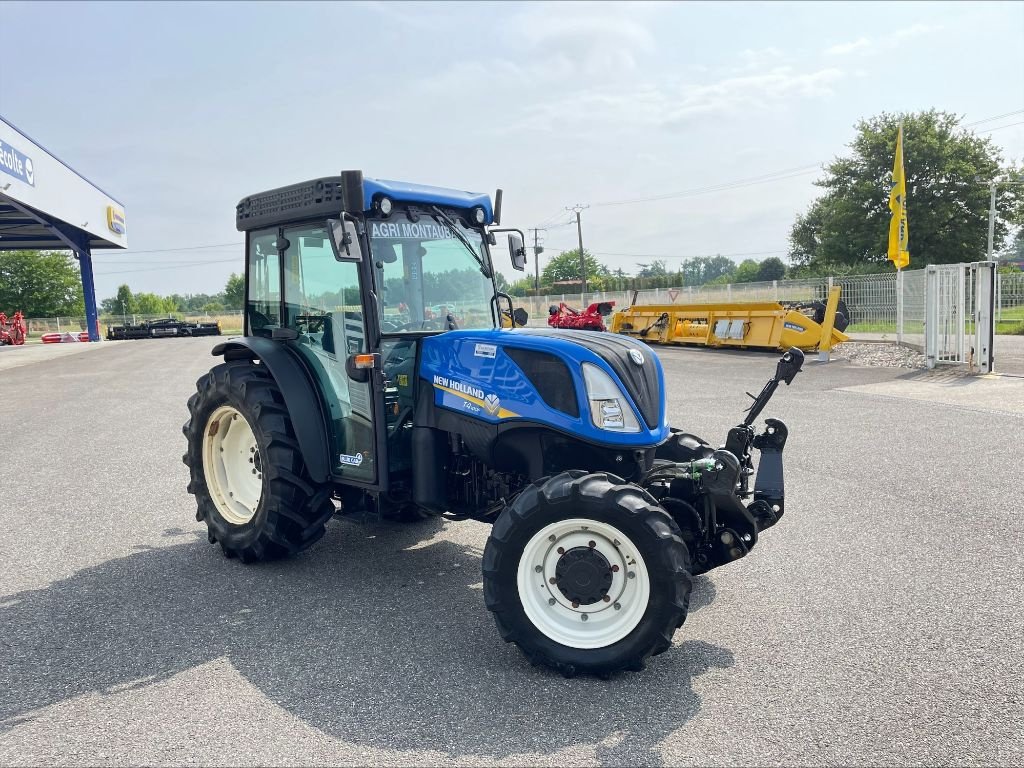 Weinbautraktor tipa New Holland T 4.100F, Gebrauchtmaschine u Montauban (Slika 3)