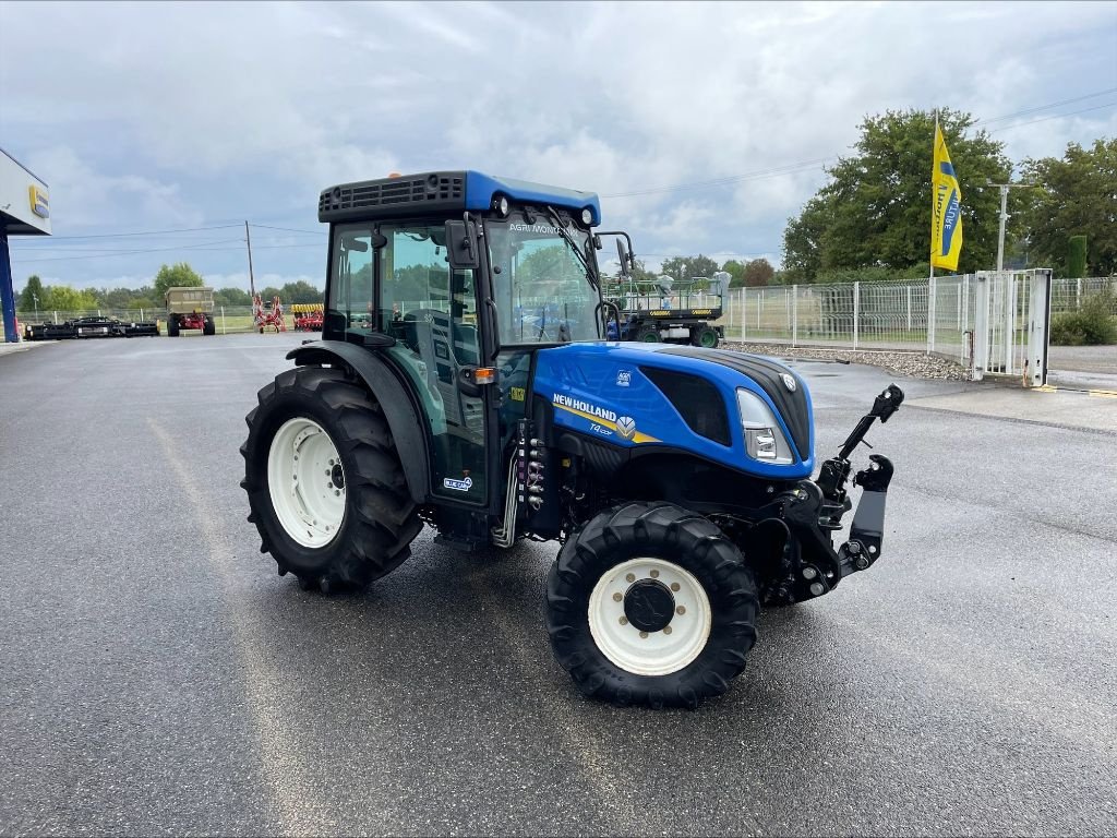 Weinbautraktor typu New Holland T 4.100F, Gebrauchtmaschine v Montauban (Obrázek 3)