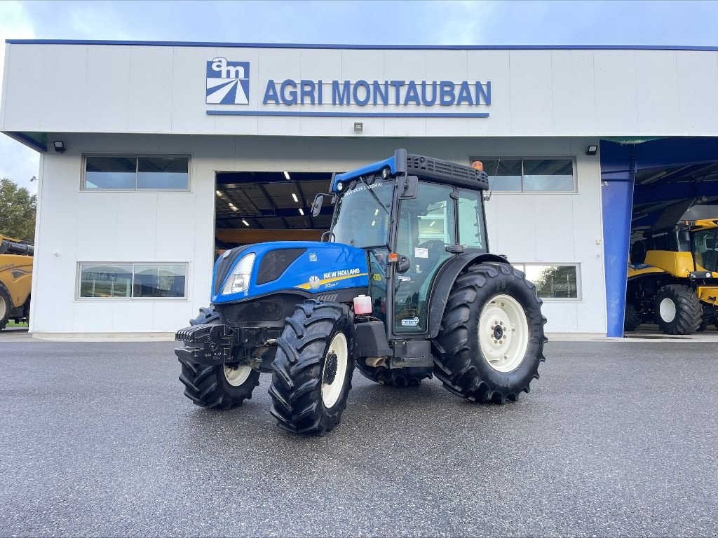 Weinbautraktor Türe ait New Holland T 4.100LP, Gebrauchtmaschine içinde Montauban (resim 1)