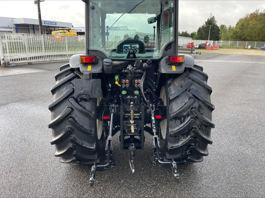 Weinbautraktor typu New Holland T 4.100LP, Gebrauchtmaschine w Montauban (Zdjęcie 8)