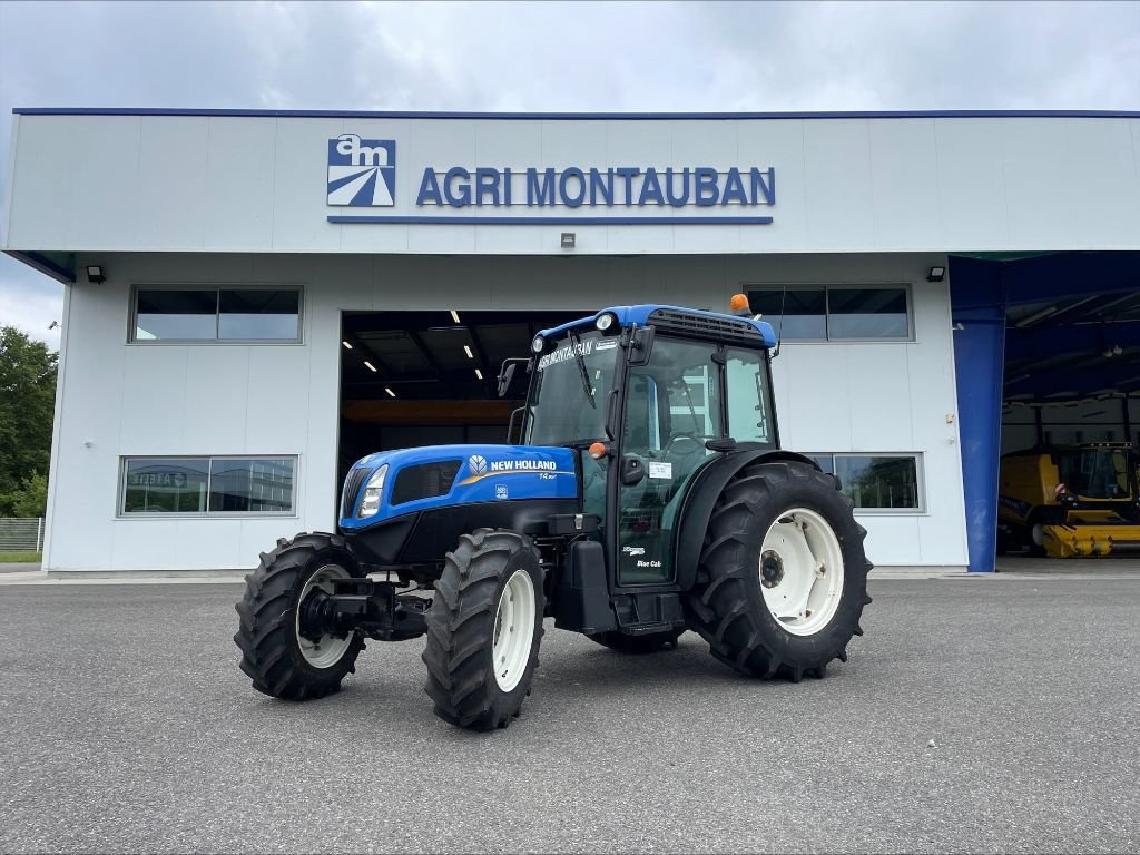 Weinbautraktor van het type New Holland T 4.85F, Gebrauchtmaschine in Montauban (Foto 1)