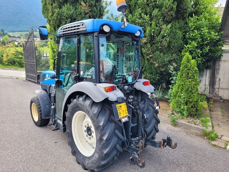 Weinbautraktor typu New Holland T4.75V - GB090, Gebrauchtmaschine v Eppan (BZ) (Obrázok 5)