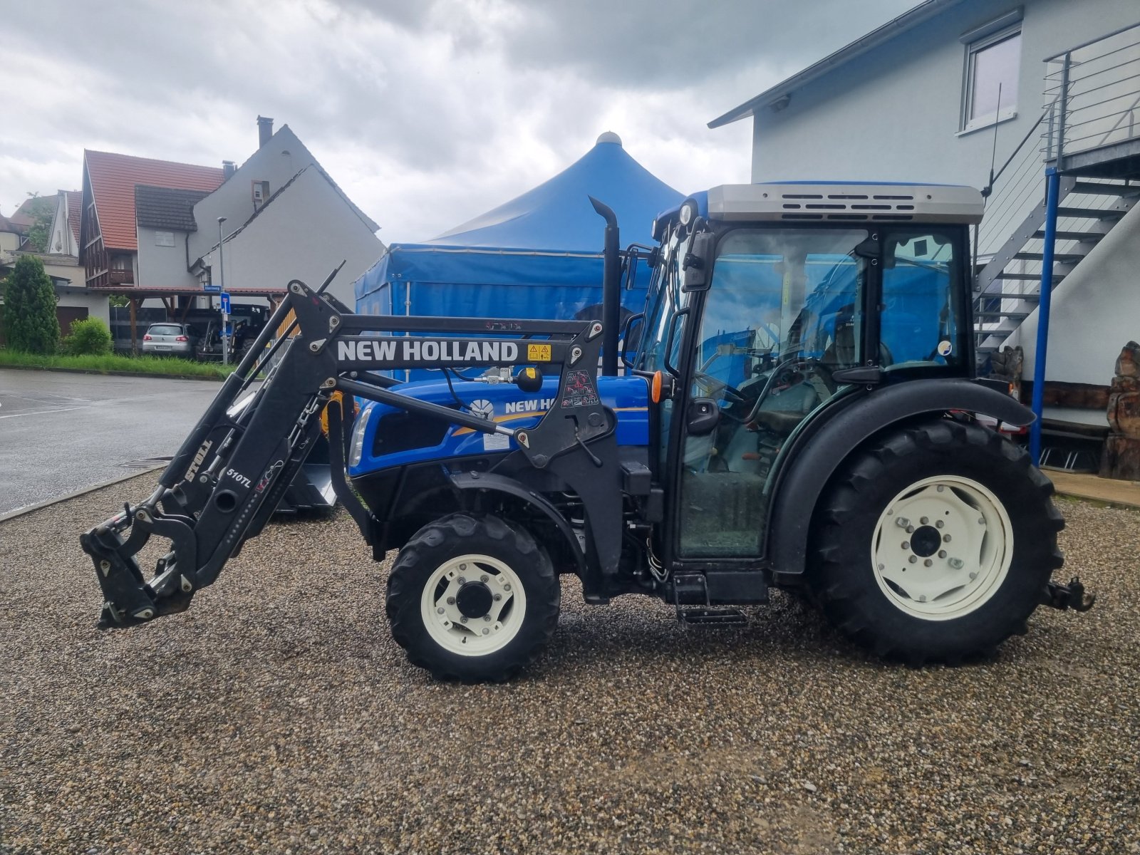 Weinbautraktor du type New Holland T4.75V, Gebrauchtmaschine en Sölden (Photo 15)