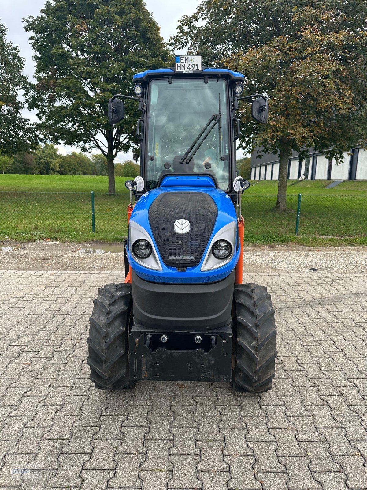 Weinbautraktor Türe ait New Holland t4.90v, Gebrauchtmaschine içinde Malterdingen (resim 3)