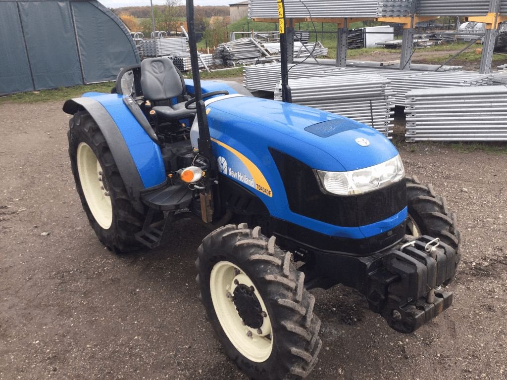 Weinbautraktor typu New Holland TD 4040 F, Gebrauchtmaschine w Vogelsheim (Zdjęcie 3)