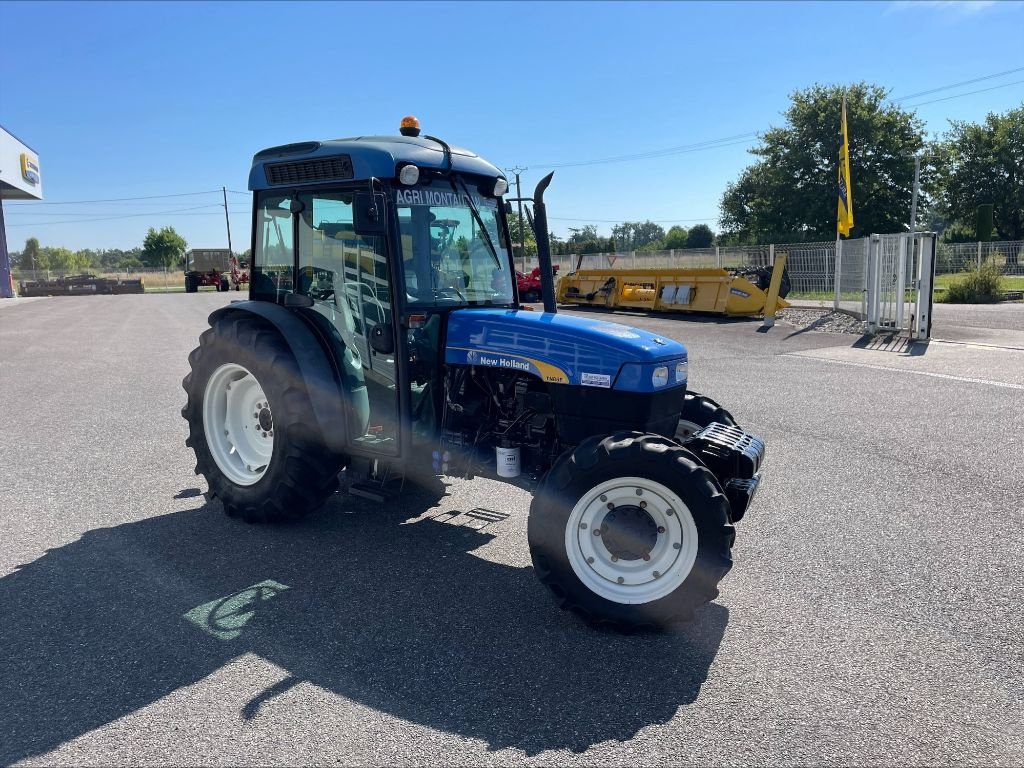 Weinbautraktor del tipo New Holland TN 85 FA, Gebrauchtmaschine In Montauban (Immagine 3)