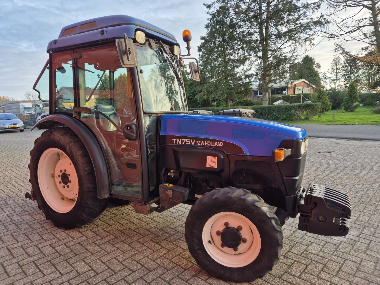 Weinbautraktor типа New Holland TN75V, Gebrauchtmaschine в Weiteveen (Фотография 7)