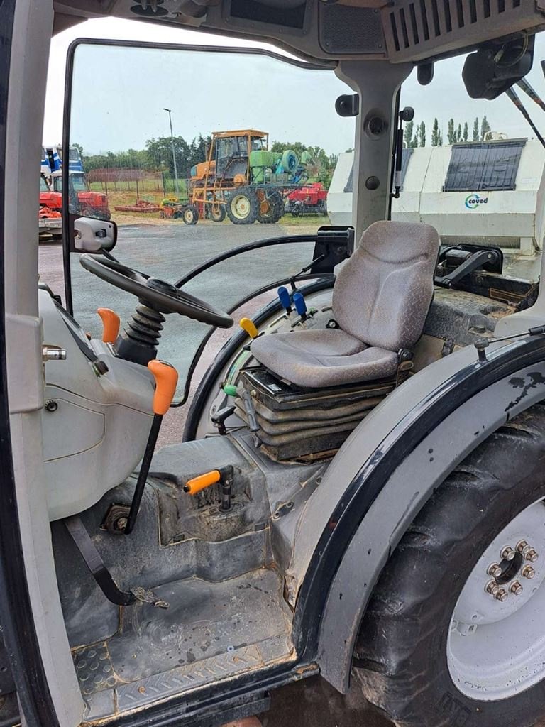 Weinbautraktor typu Same FRUTTETO 3 V80, Gebrauchtmaschine w NOVES (Zdjęcie 7)