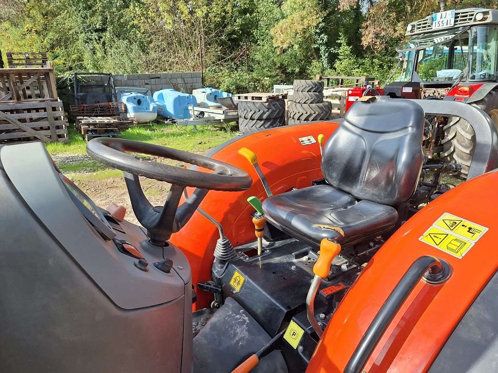 Weinbautraktor van het type Same FRUTTETO 80.4 N, Gebrauchtmaschine in NOVES (Foto 6)