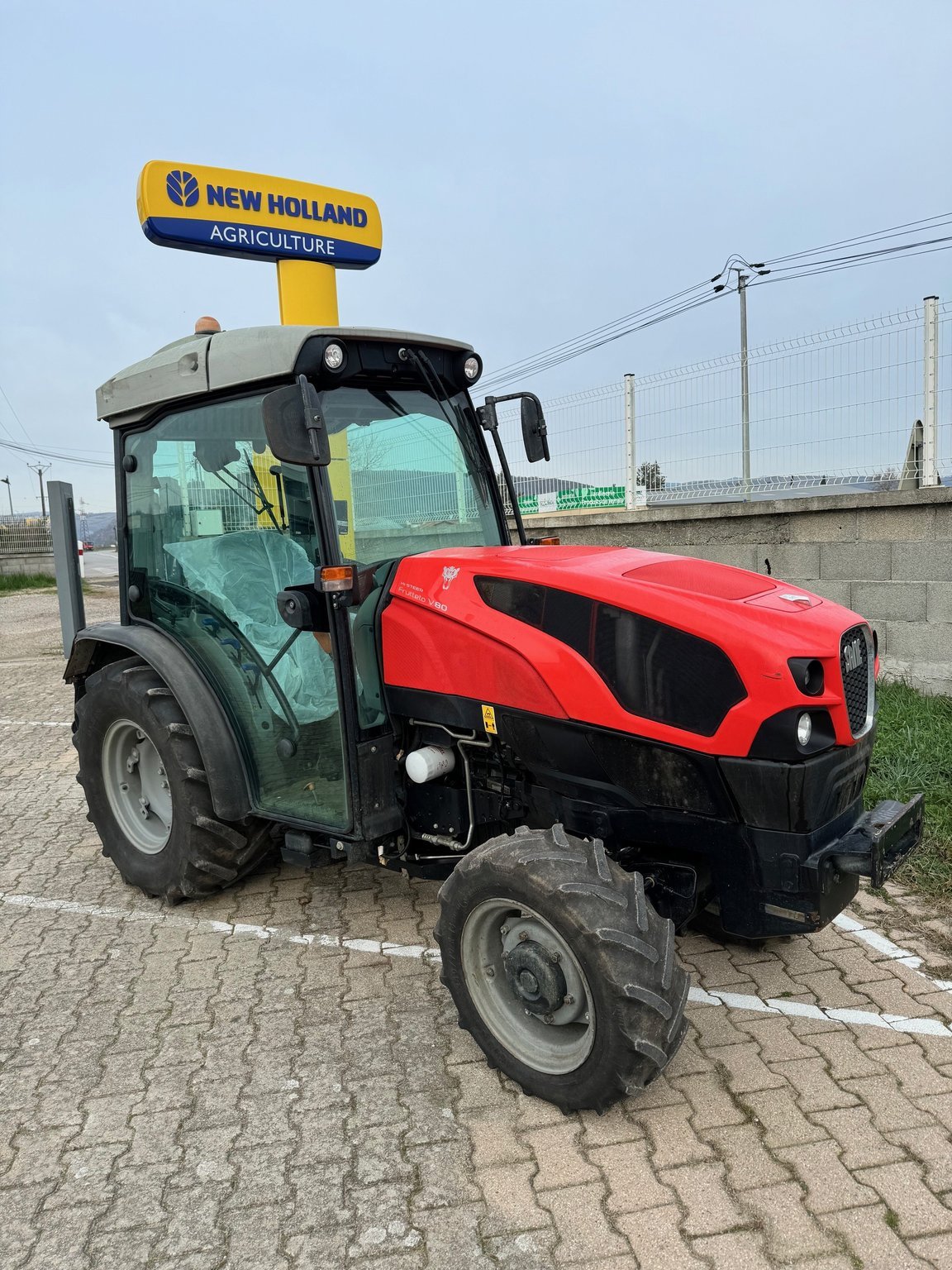 Weinbautraktor van het type Same Tracteur vigneron Frutteto V 80 Same, Gebrauchtmaschine in ROYNAC (Foto 2)