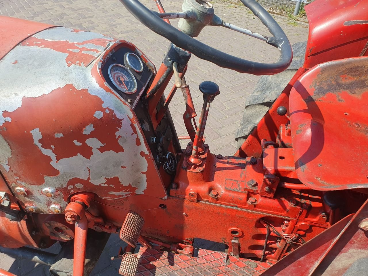 Weinbautraktor van het type Sonstige Guldner Burgund Smalspoor, Gebrauchtmaschine in Weiteveen (Foto 5)