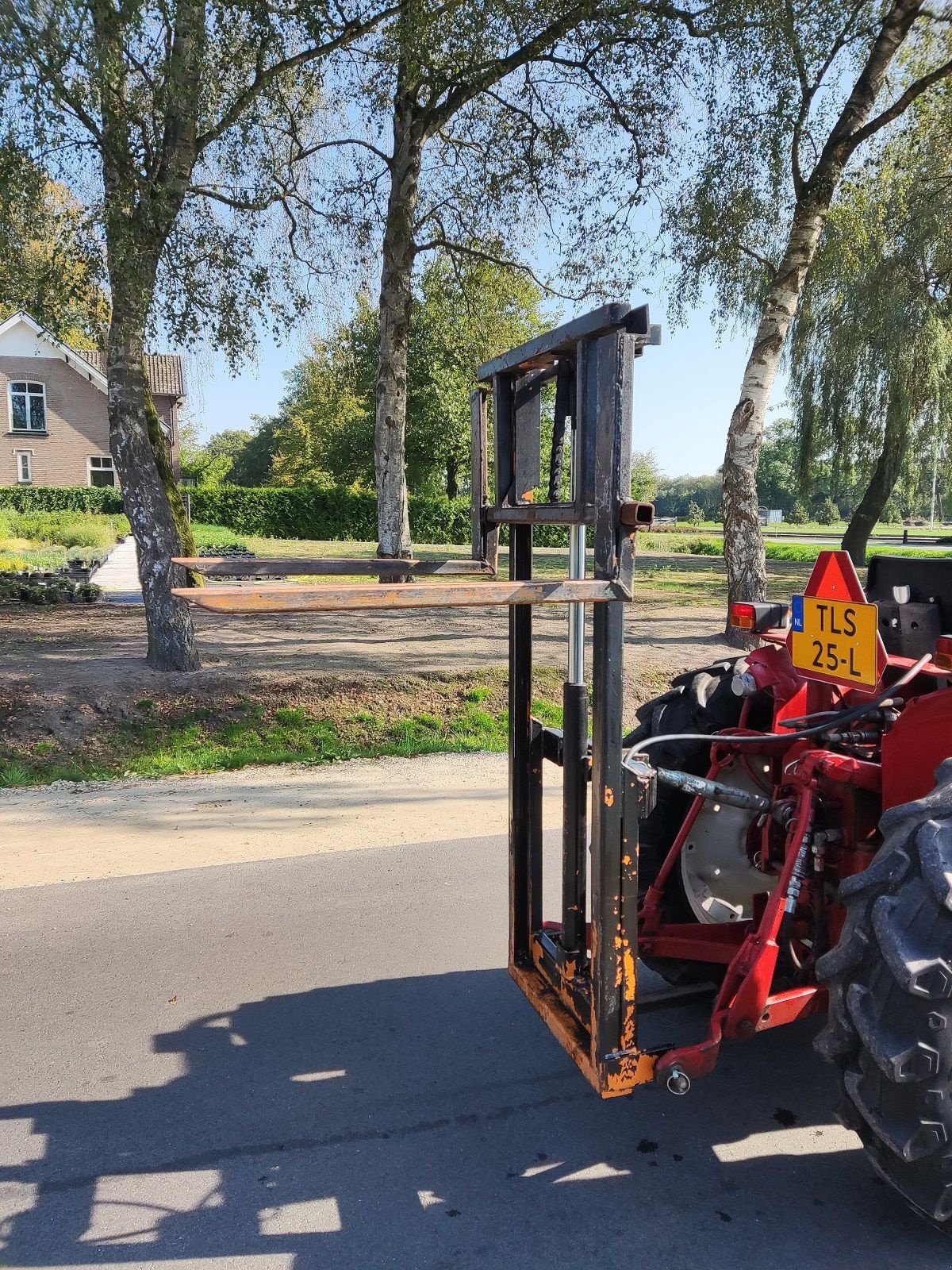 Weinbautraktor van het type Sonstige International 633 V, Gebrauchtmaschine in Klarenbeek (Foto 5)