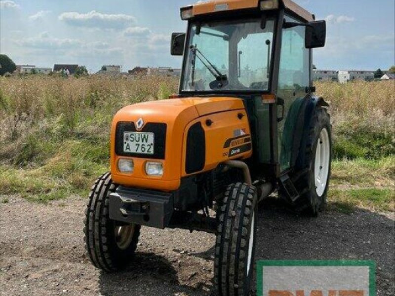 Weinbautraktor van het type Sonstige Renault Dionis 130, Gebrauchtmaschine in Herxheim (Foto 1)