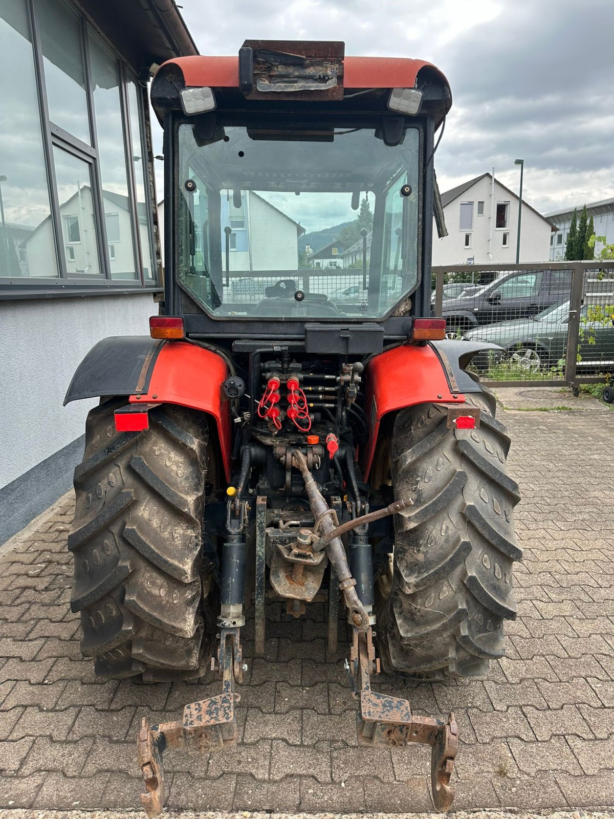 Weinbautraktor of the type Valtra 3400V Allrad Traktor Schlepper Schmalspur Weinbau, Gebrauchtmaschine in Bühl (Picture 8)