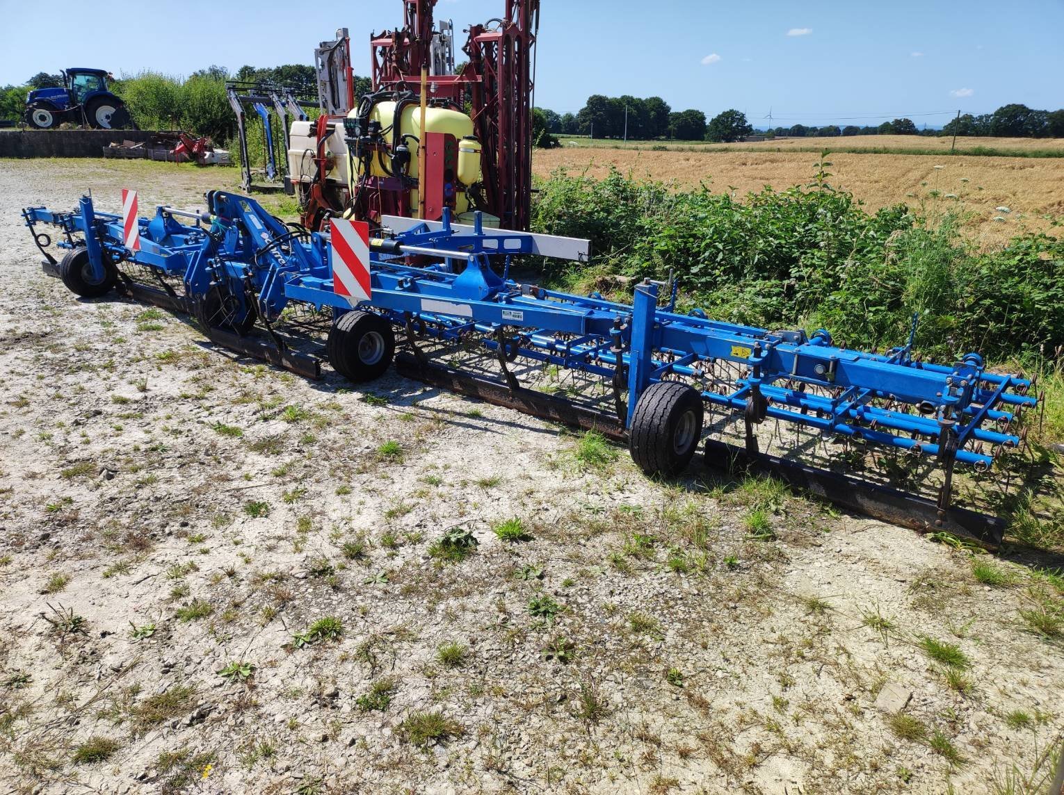 Wiesenegge van het type Carré SARCLERSE 9M, Gebrauchtmaschine in Le Horps (Foto 1)