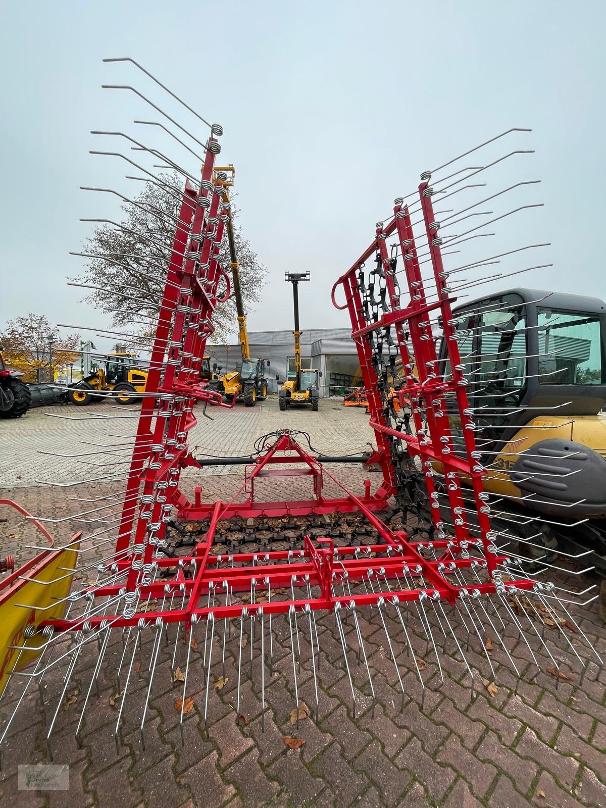 Wiesenegge tip PreissTec 8m mit Striegel, Gebrauchtmaschine in Bad Kötzting (Poză 1)