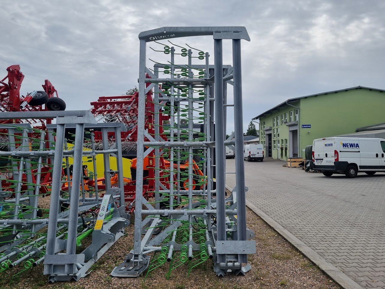 Wiesenegge van het type Zocon 6m, Neumaschine in Stankov (Foto 2)