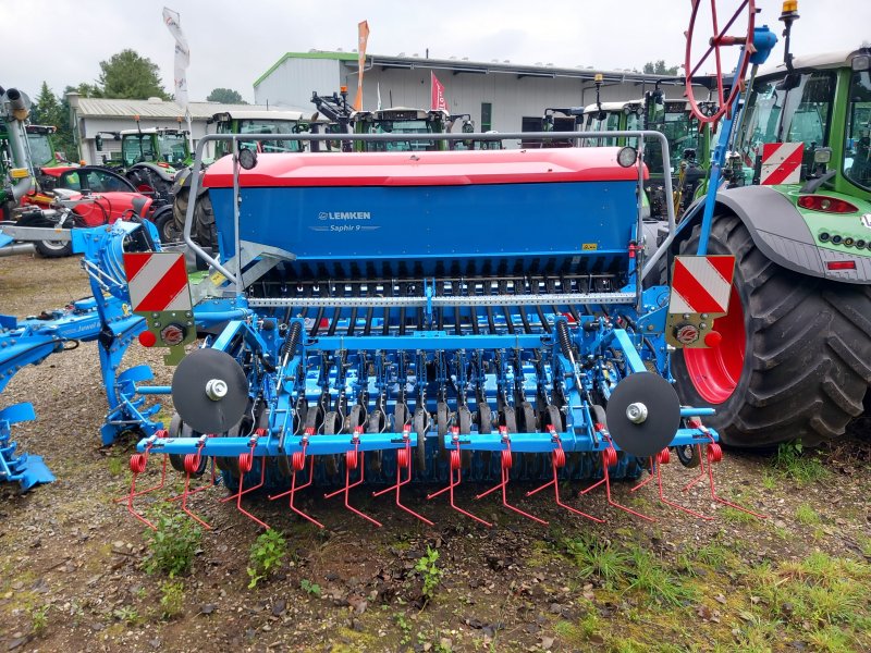 zapfwellenbetriebenes Gerät of the type Lemken Zirkon 12/300 + Saphir 9/300, Gebrauchtmaschine in Eckernförde (Picture 1)