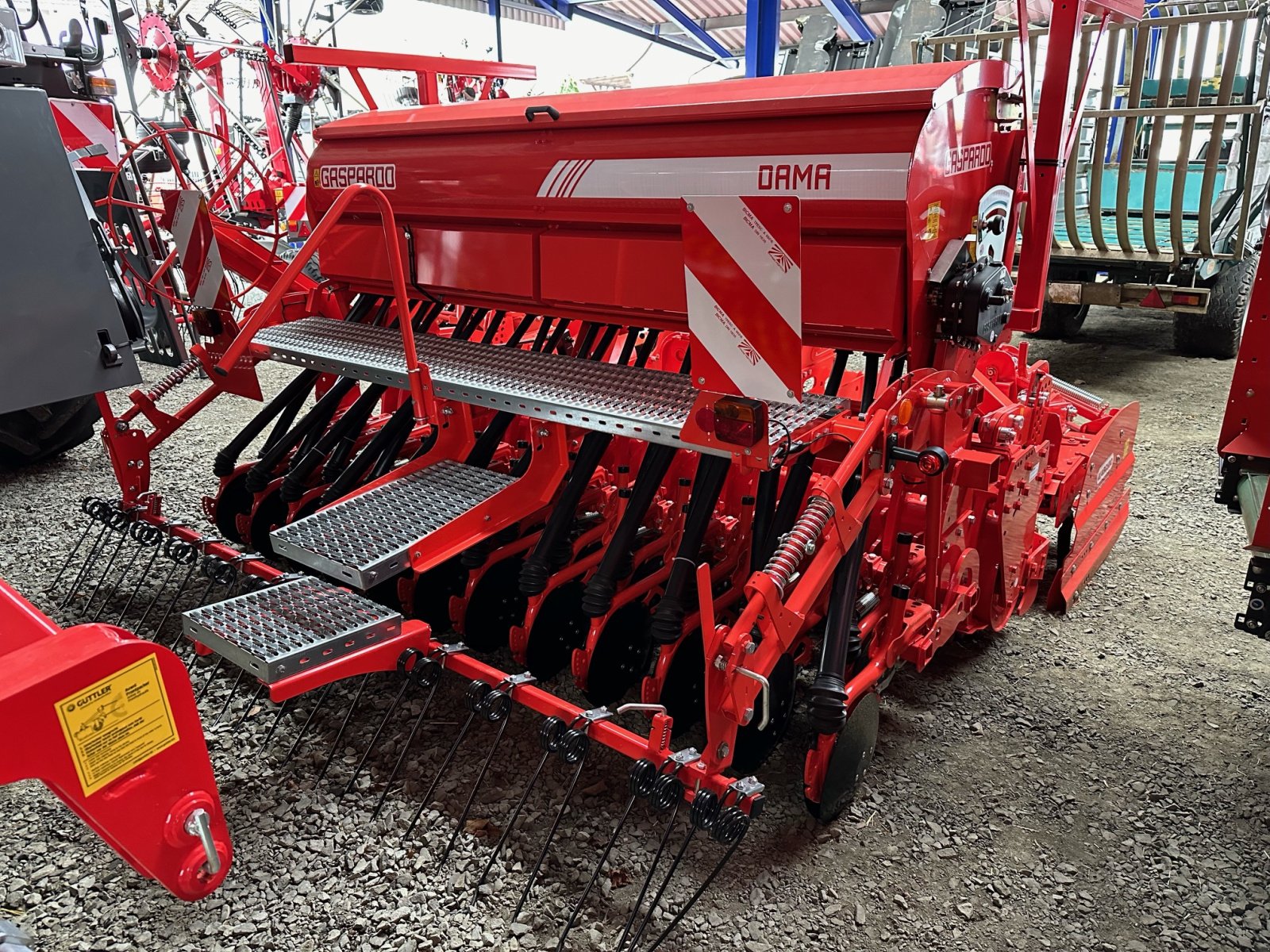 zapfwellenbetriebenes Gerät of the type Maschio DC-Classic 3000 SCM+DAMA 300, Neumaschine in Amöneburg - Roßdorf (Picture 1)