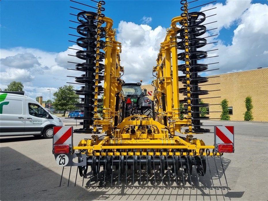 Zinkenrotor (Ackerbau) des Typs Agrisem Vibromulch Stærk harve med god gennemgang og kraftig pakkevalse, Gebrauchtmaschine in Nykøbing Falster (Bild 3)