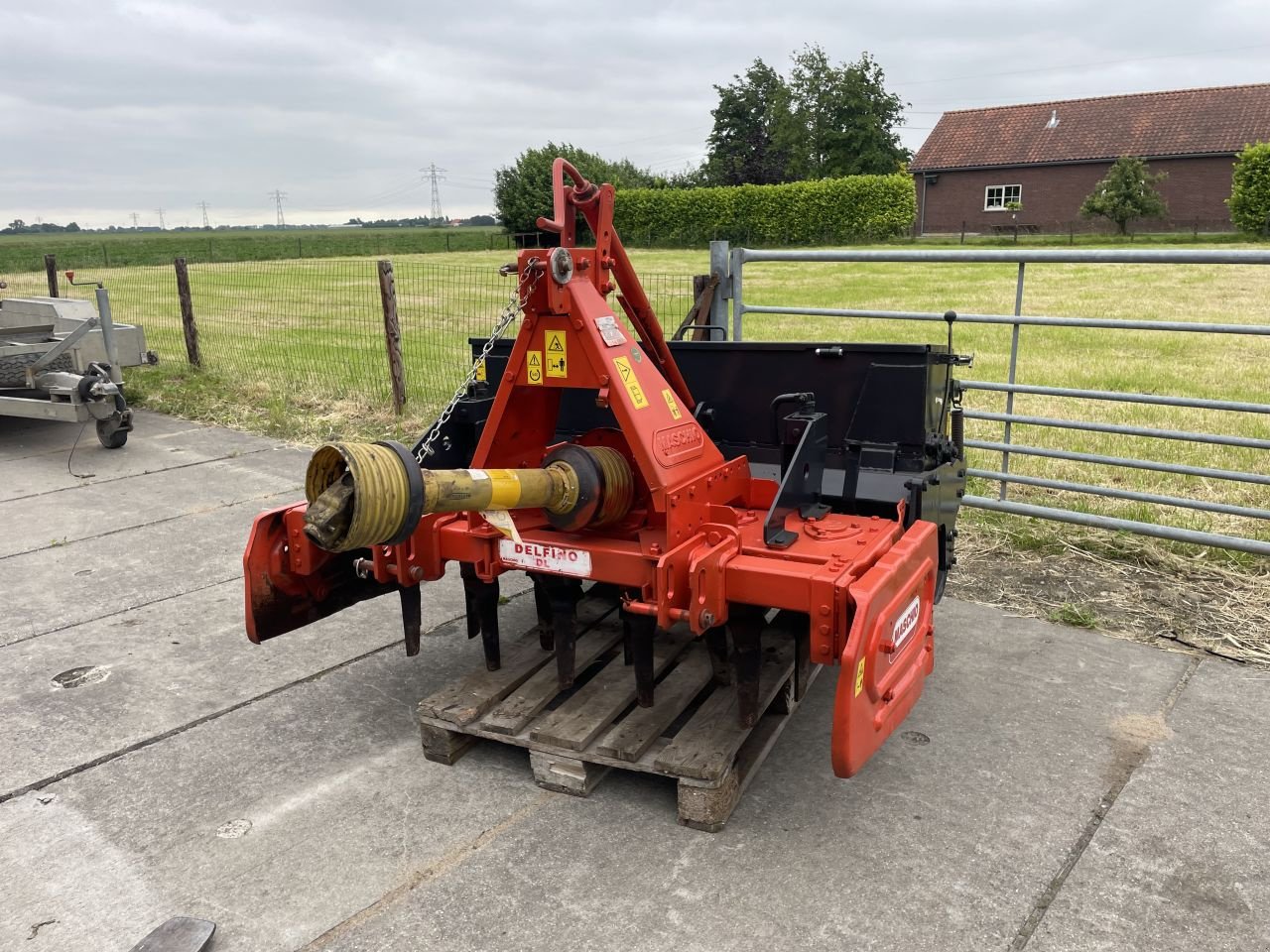 Zinkenrotor (Ackerbau) van het type Maschio DL1500, Gebrauchtmaschine in Klaaswaal (Foto 4)