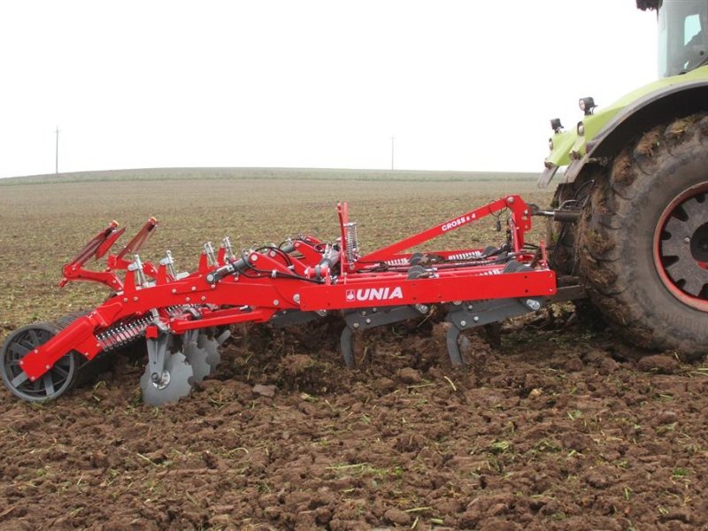 Zinkenrotor (Ackerbau) typu Unia Cross 4 H U-Valse, Gebrauchtmaschine w Hadsund (Zdjęcie 1)