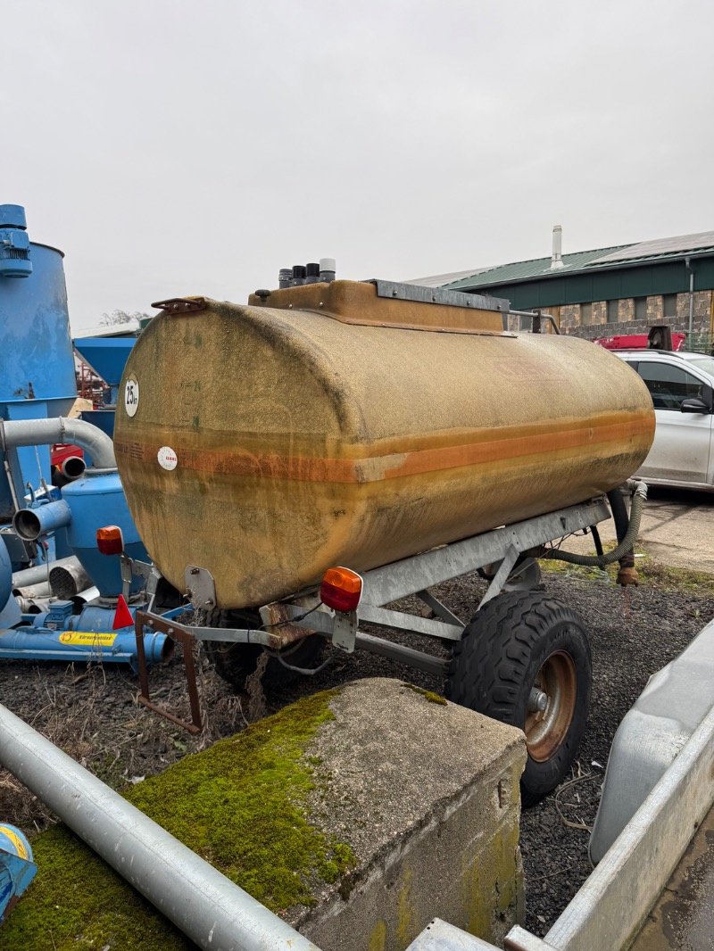 Zubringerfaß от тип Chemo 3000 Liter, Gebrauchtmaschine в Liebenwalde (Снимка 7)