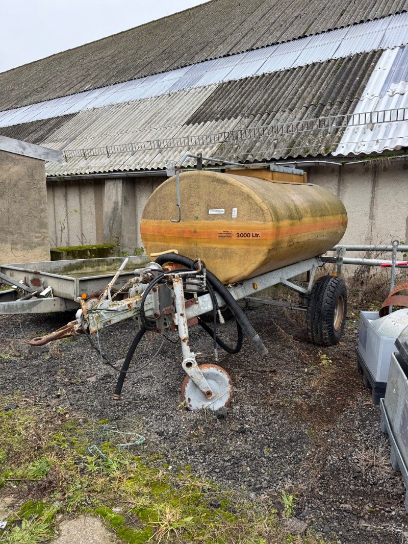 Zubringerfaß Türe ait Chemo 3000 Liter, Gebrauchtmaschine içinde Liebenwalde (resim 1)