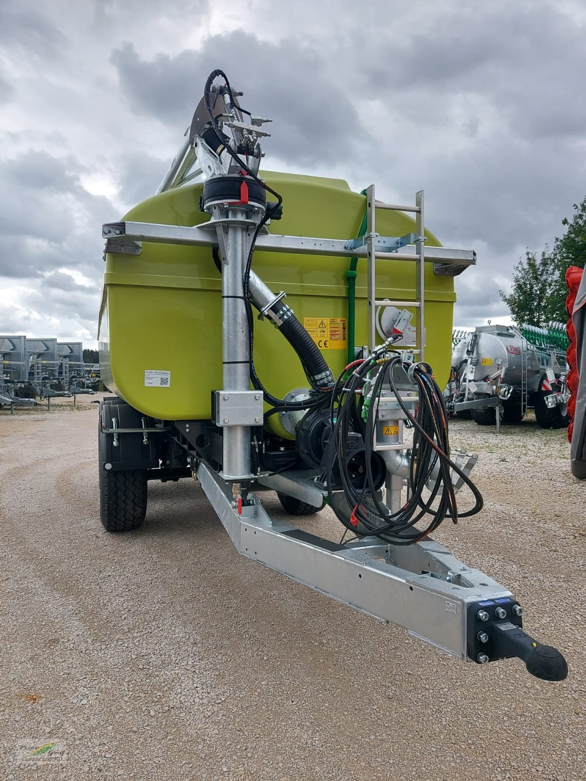 Zubringerfaß tipa Fliegl Road X PolyLine 18000 Tandem, Neumaschine u Pegnitz-Bronn (Slika 4)