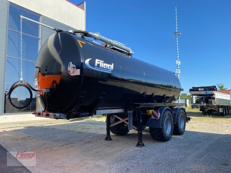 Zubringerfaß Türe ait Fliegl STF 28000l Agro Truck, Neumaschine içinde Mühldorf (resim 1)