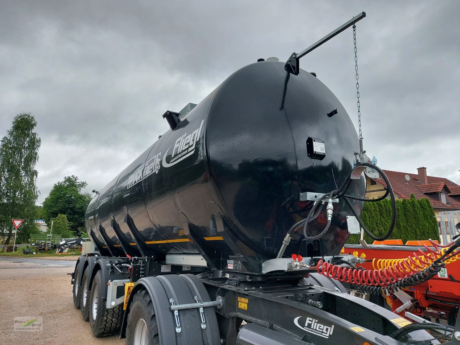 Zubringerfaß del tipo Fliegl STF 30000 Truck-Line, Neumaschine en Pegnitz-Bronn (Imagen 2)