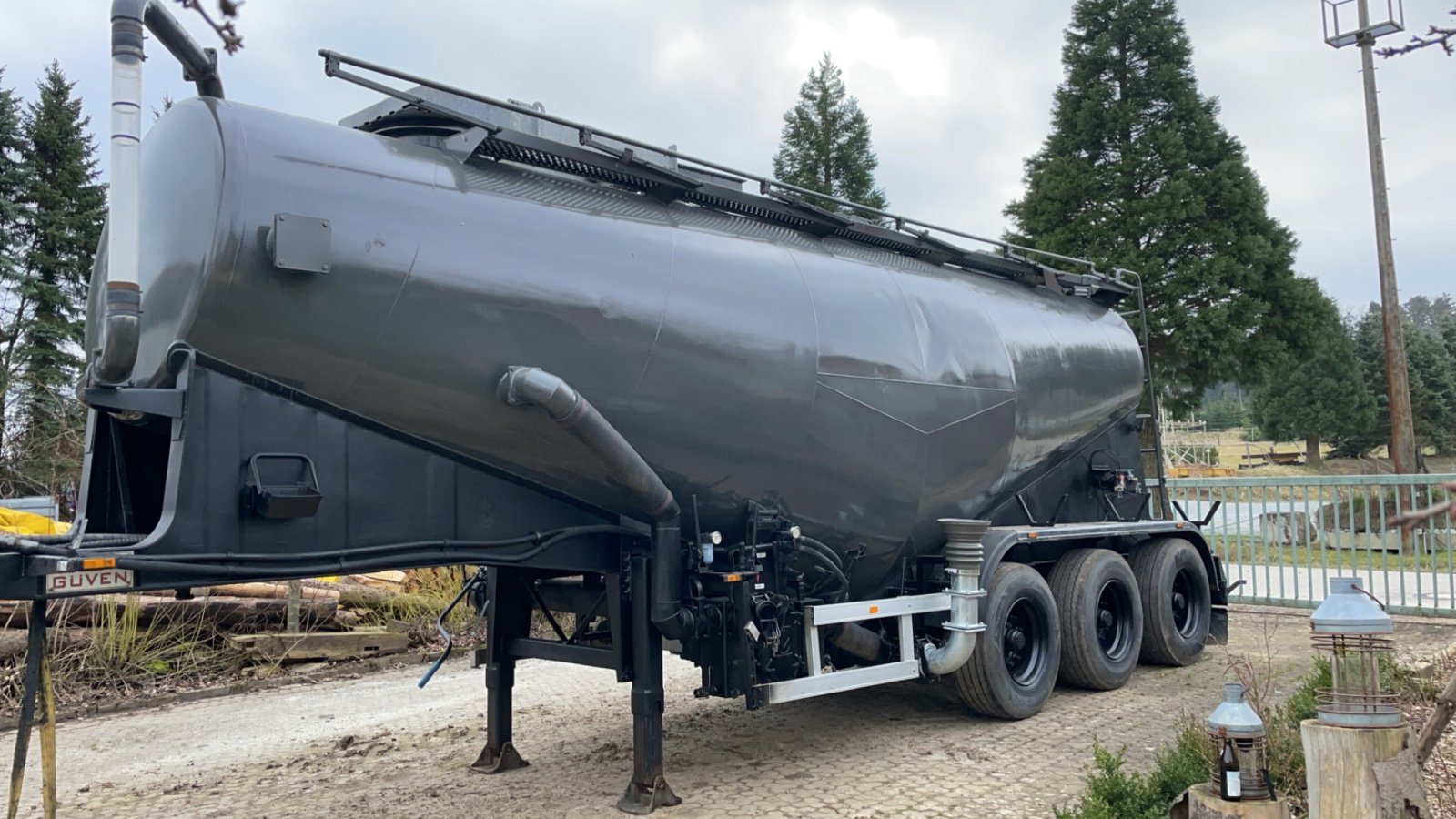 Zubringerfaß van het type Güven Gülleauflieger, Gebrauchtmaschine in Ergolding (Foto 1)