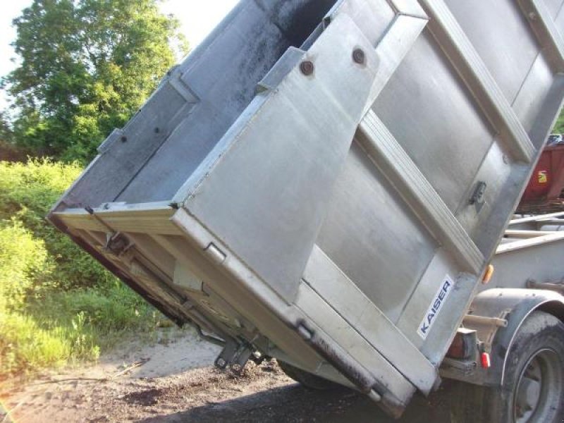 Zubringerfaß van het type Kaiser Non spécifié, Gebrauchtmaschine in Bourron Marlotte (Foto 10)