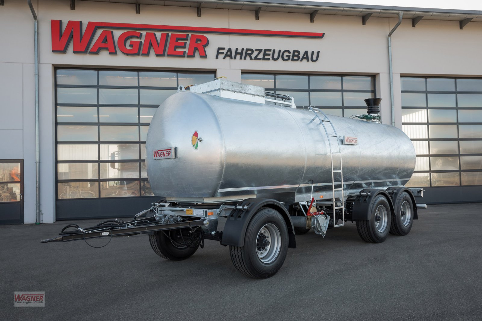 Zubringerfaß del tipo Wagner 3-Achs Güllezubriger, Neumaschine In Deiningen (Immagine 1)