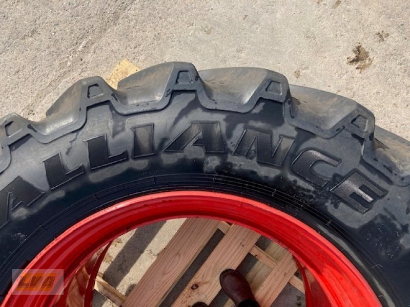 Zwillingsrad типа Alliance 520/85R46 an 42 Zoll, Gebrauchtmaschine в Nauen (Фотография 7)