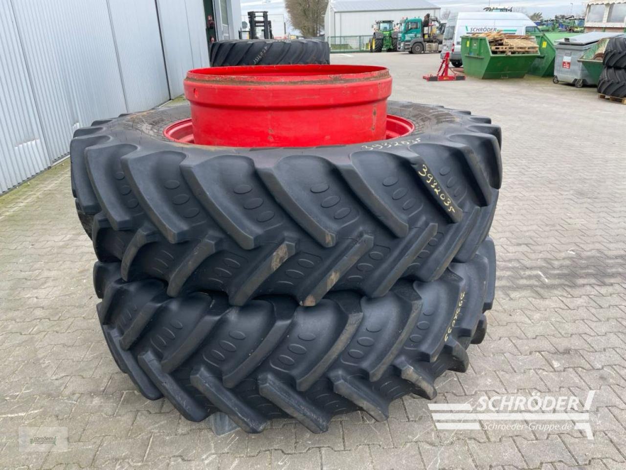 Zwillingsrad tipa BKT 520/85 R46 [20.8 R46] ZWILLINGE 1X SATZ, Gebrauchtmaschine u Wildeshausen (Slika 3)