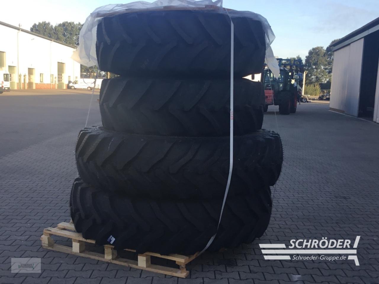 Zwillingsrad del tipo Ceat PFLEGEBEREIFUNG 460/85 R30 / 480/80 R46, Gebrauchtmaschine en Lastrup (Imagen 1)