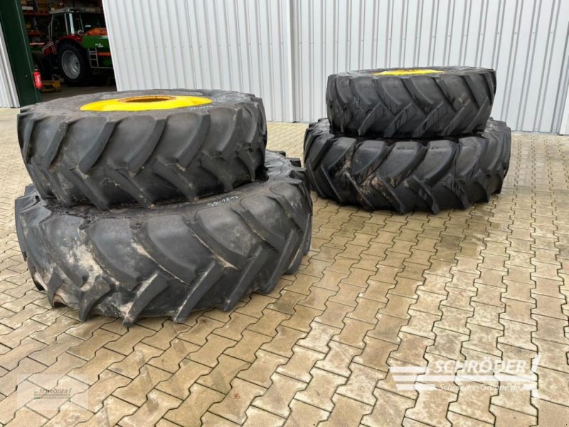 Zwillingsrad типа Continental 420/85 R28 + 520/85 R42, Gebrauchtmaschine в Wildeshausen (Фотография 1)