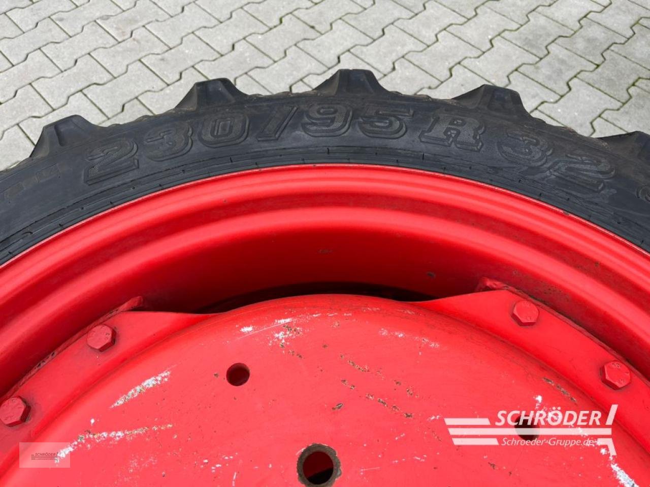 Zwillingsrad tip Fendt PFLEGERÄDER 230/95 R32 / 230/95 R46, Gebrauchtmaschine in Scharrel (Poză 5)