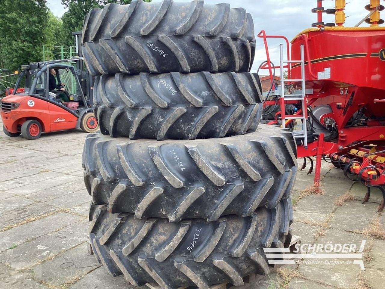 Zwillingsrad от тип Firestone 480/70 R28 + 520/85 R38, Gebrauchtmaschine в Langenweddingen (Снимка 2)