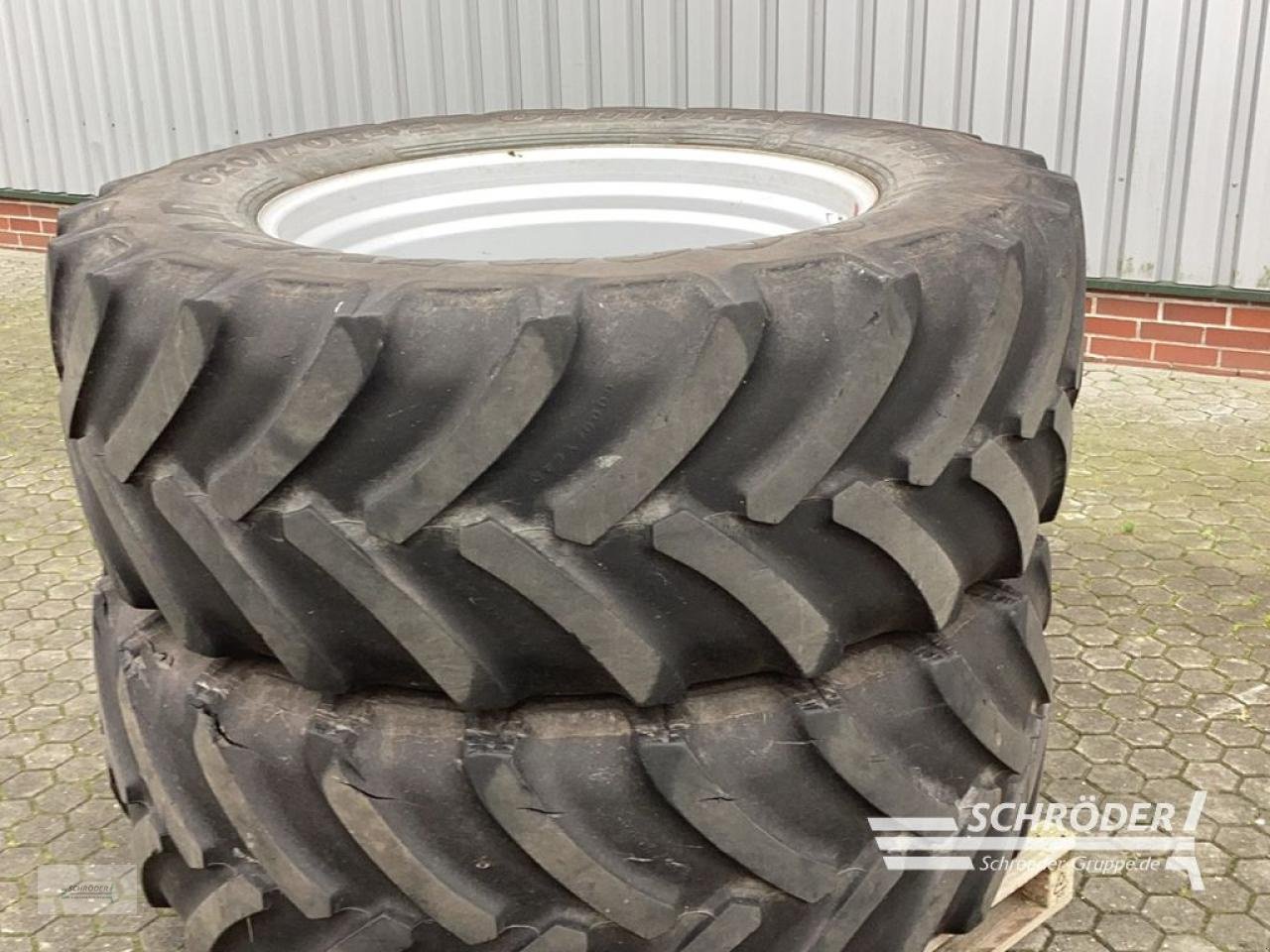 Zwillingsrad typu GoodYear 620/70 R42, Gebrauchtmaschine v Norden (Obrázek 1)