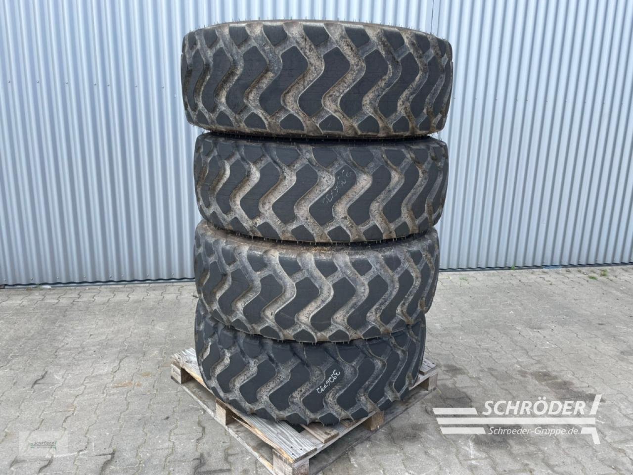 Zwillingsrad του τύπου Michelin 17.5 R25 L3 / PASSEND CAT, Gebrauchtmaschine σε Wildeshausen (Φωτογραφία 1)