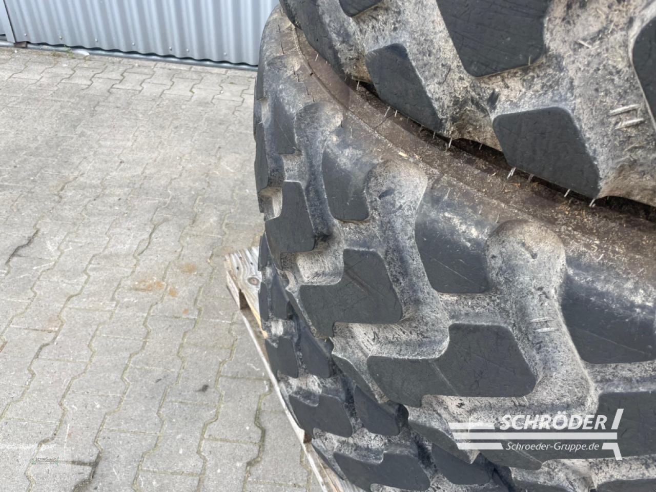 Zwillingsrad типа Michelin 17.5 R25 L3 / PASSEND CAT, Gebrauchtmaschine в Wildeshausen (Фотография 5)