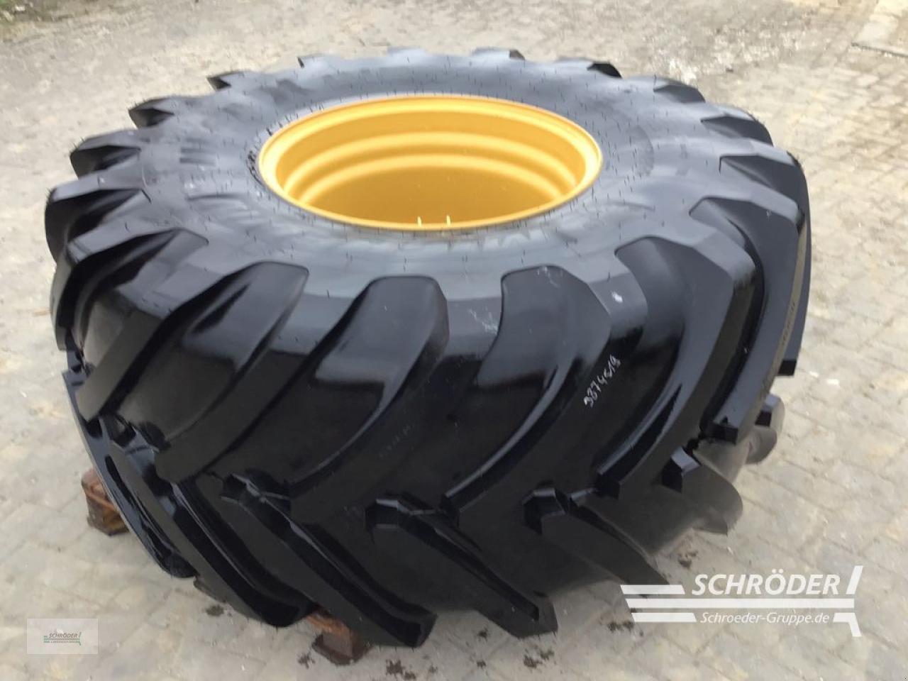 Zwillingsrad del tipo Michelin 1X 750/65 R26, Gebrauchtmaschine en Penzlin (Imagen 2)