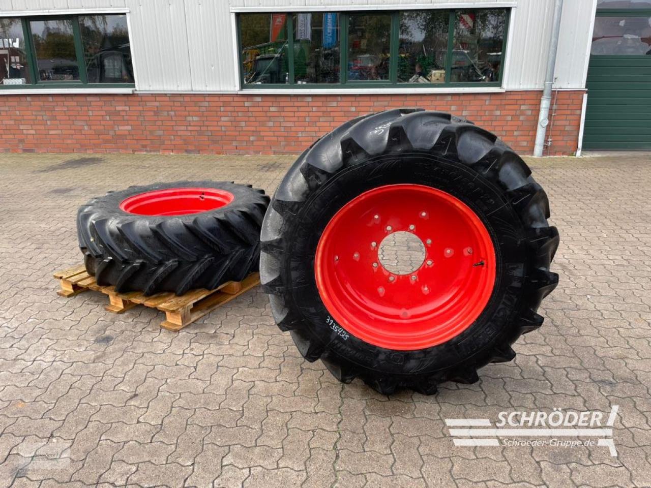 Zwillingsrad typu Michelin 480/60 R28, Gebrauchtmaschine w Wildeshausen (Zdjęcie 1)